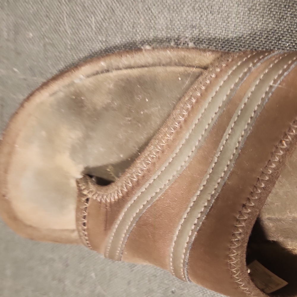 Merrell $50 - Picture 4 of 4